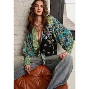 Free People Gemini Floral Button-Front Relaxed Flowy Smocked V-Neck Blouse Small